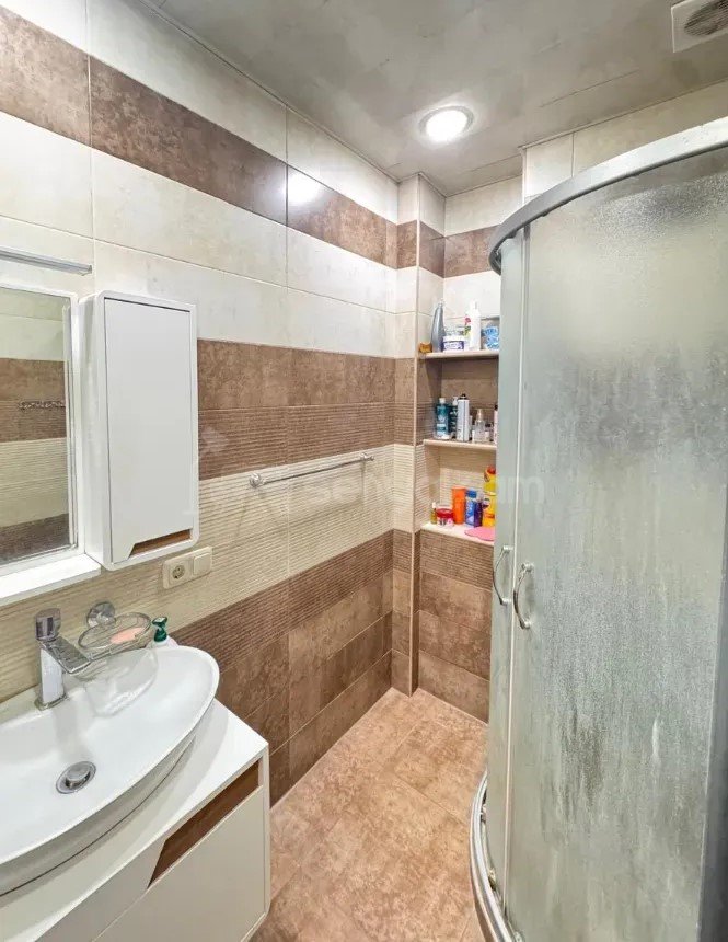 3 Սենյականոց Բնակարան, 68քմ, 10/12 հարկ, Նորմալ Վիճակում