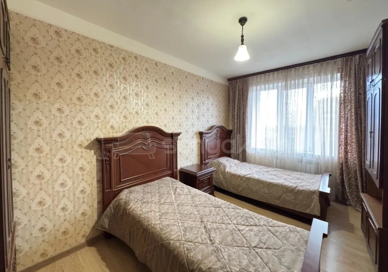 3 Սենյականոց Բնակարան Քարե Շենքում, 110քմ, 7/16 հարկ, Դիզայներական Վերանորոգված, Կահավորված, Արևկող