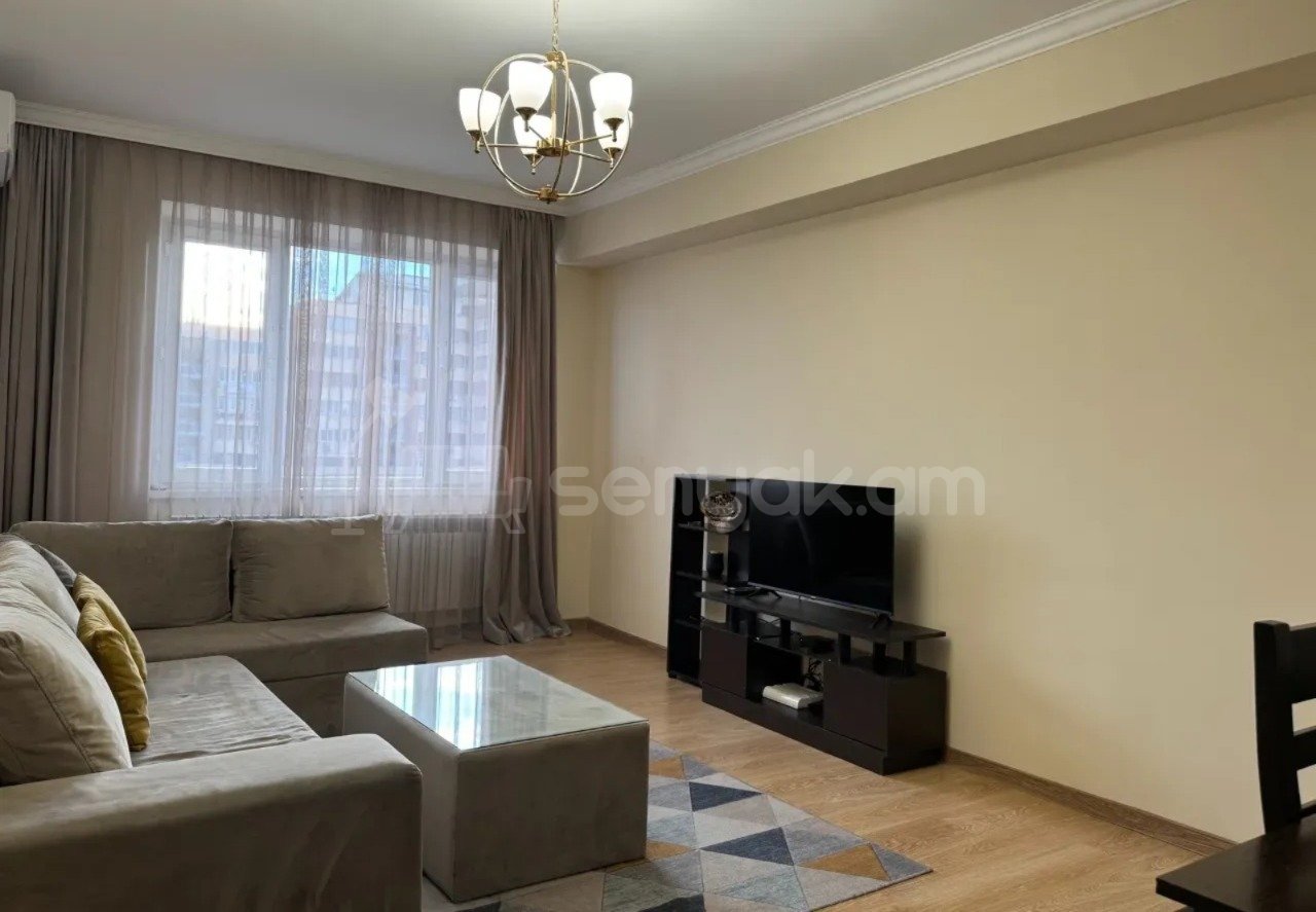 3 Սենյականոց Բնակարան Քարե Շենքում, 110քմ, 7/16 հարկ, Դիզայներական Վերանորոգված, Կահավորված, Արևկող