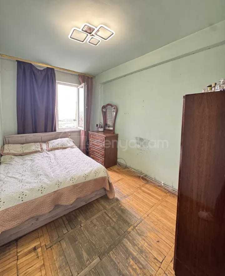 3 Սենյականոց Բնակարան, 70քմ, 10/12 հարկ, Նորմալ Վիճակում