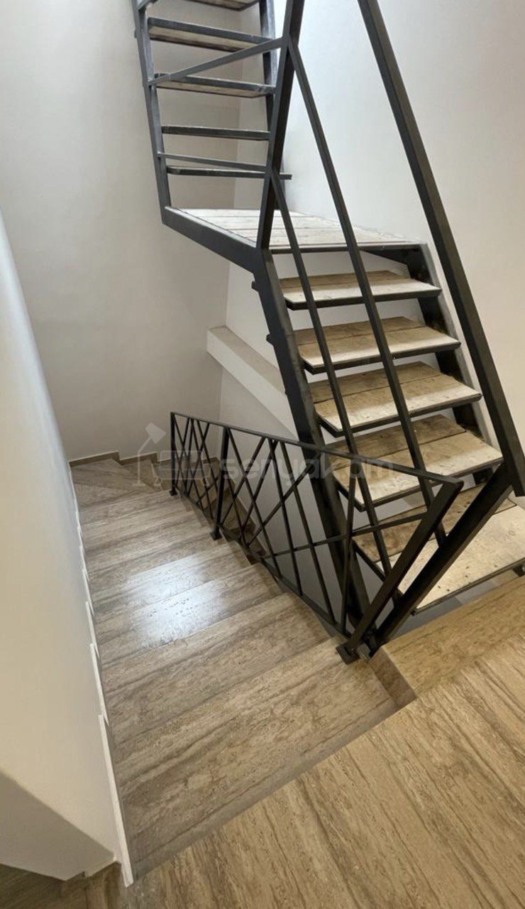 6 Սենյականոց Սեփական Տուն, 238քմ, Կապիտալ Վերանորոգված