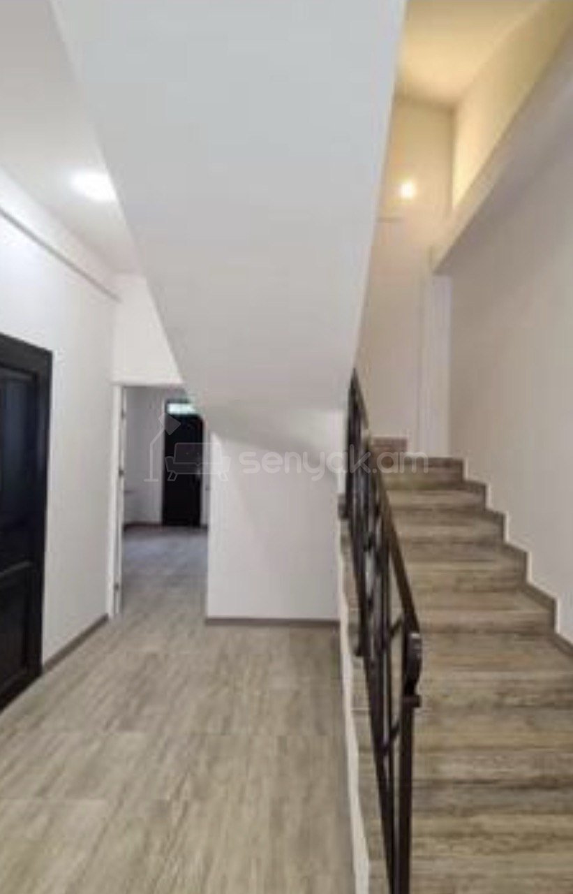 Օֆիսային Տարածք, 238քմ, Կապիտալ Վերանորոգված