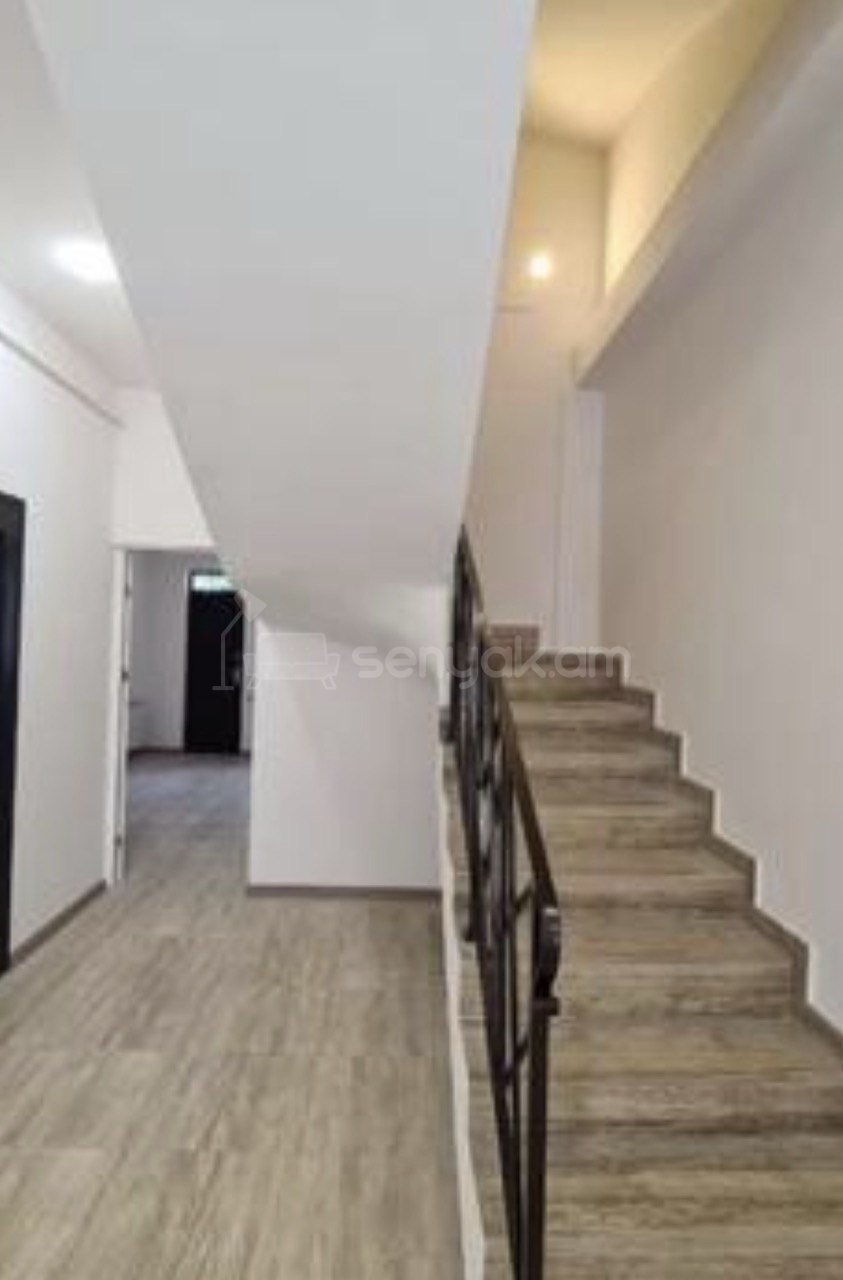 Օֆիսային Տարածք, 238քմ, Կապիտալ Վերանորոգված