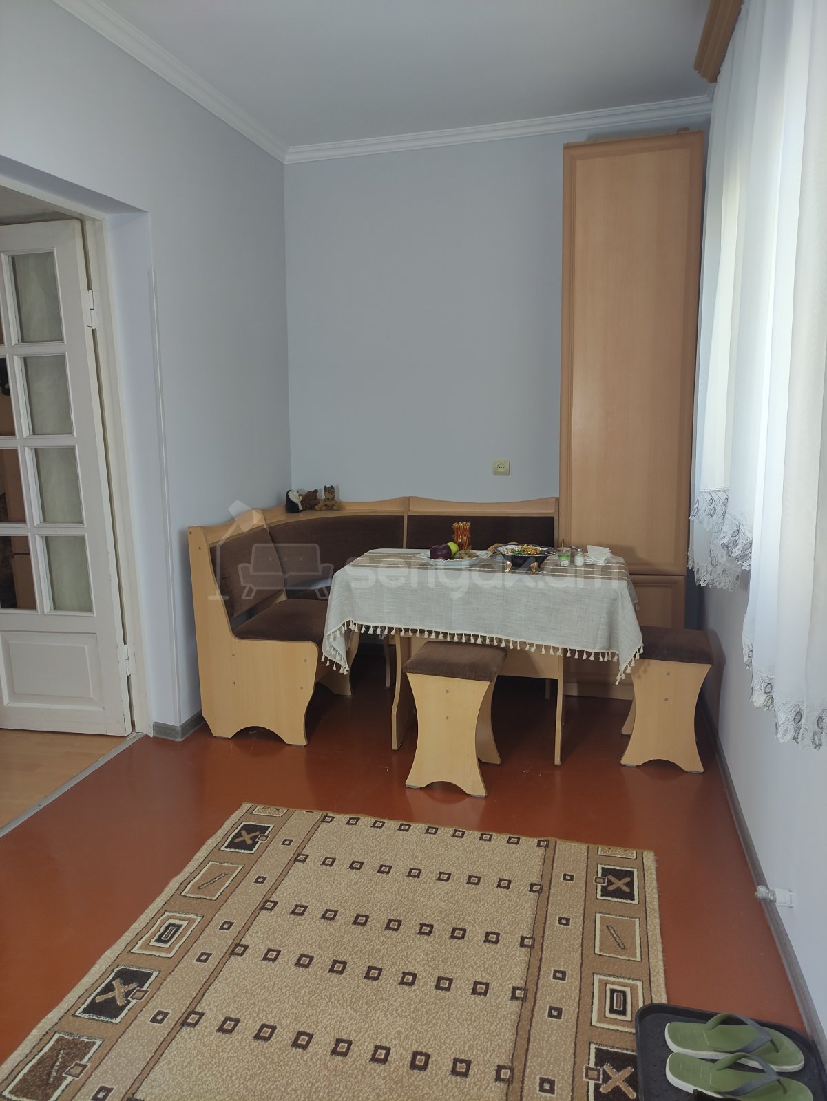 3 Սենյականոց Սեփական Տուն, 70քմ, Կոսմետիկ Վերանորոգված, Ավտոտնակով