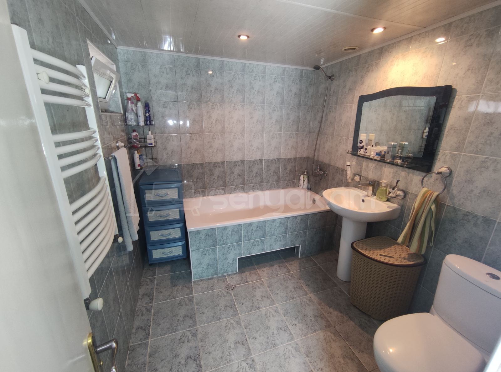 3 Սենյականոց Սեփական Տուն, 70քմ, Կոսմետիկ Վերանորոգված, Ավտոտնակով