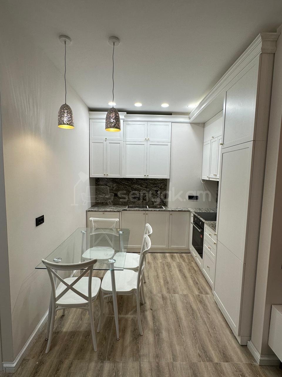 2 Սենյականոց Բնակարան Նորակառույցում, 51քմ, 7/18 հարկ, Դիզայներական Վերանորոգված, Կահավորված