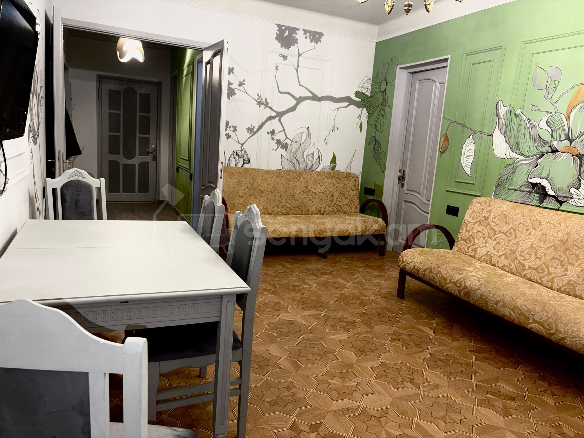 3 Սենյականոց Բնակարան Քարե Շենքում, 76քմ, 5/7 հարկ, Դիզայներական Վերանորոգված, Կահավորված, Արևկող