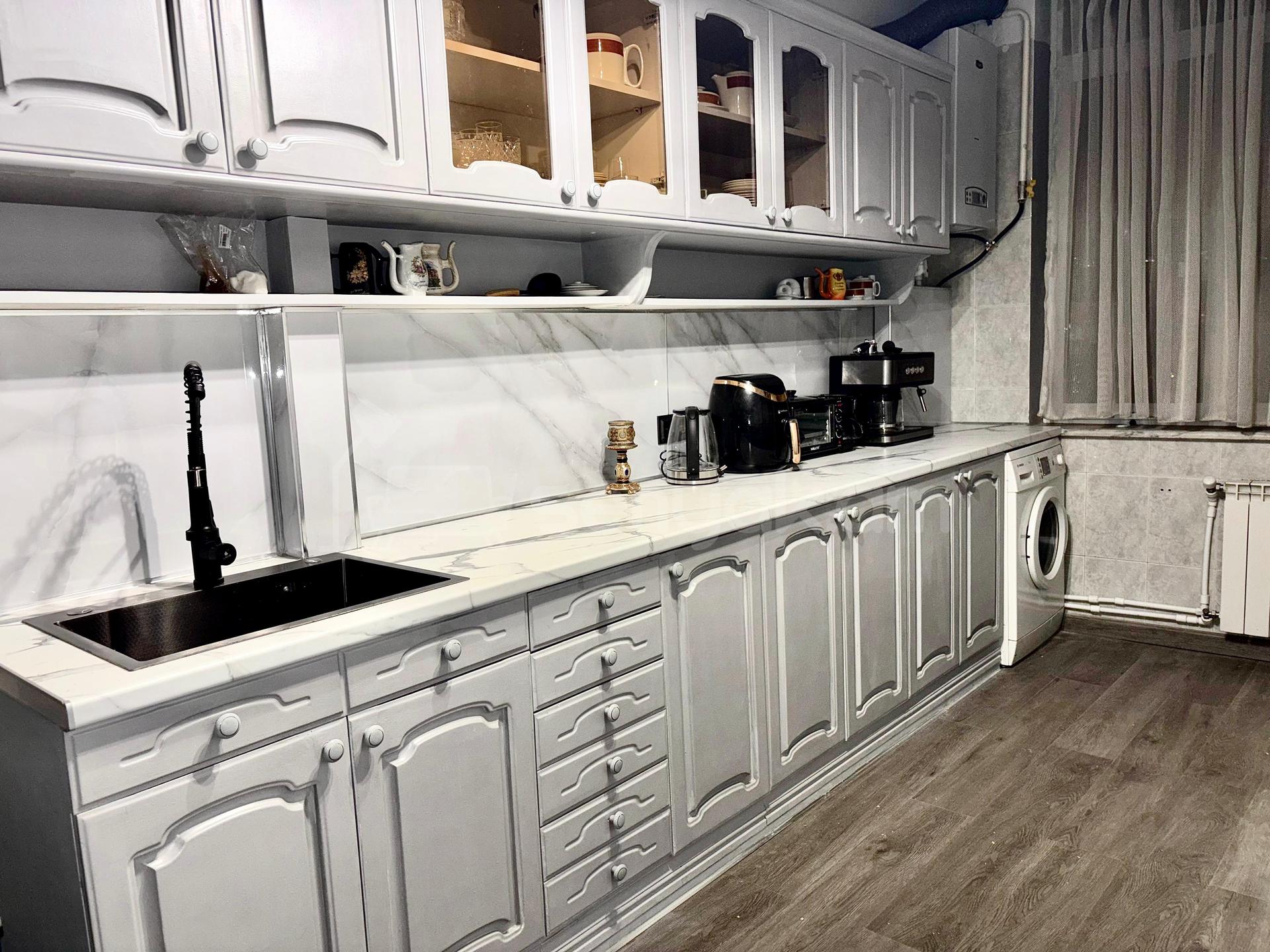 3 Սենյականոց Բնակարան Քարե Շենքում, 76քմ, 5/7 հարկ, Դիզայներական Վերանորոգված, Կահավորված, Արևկող