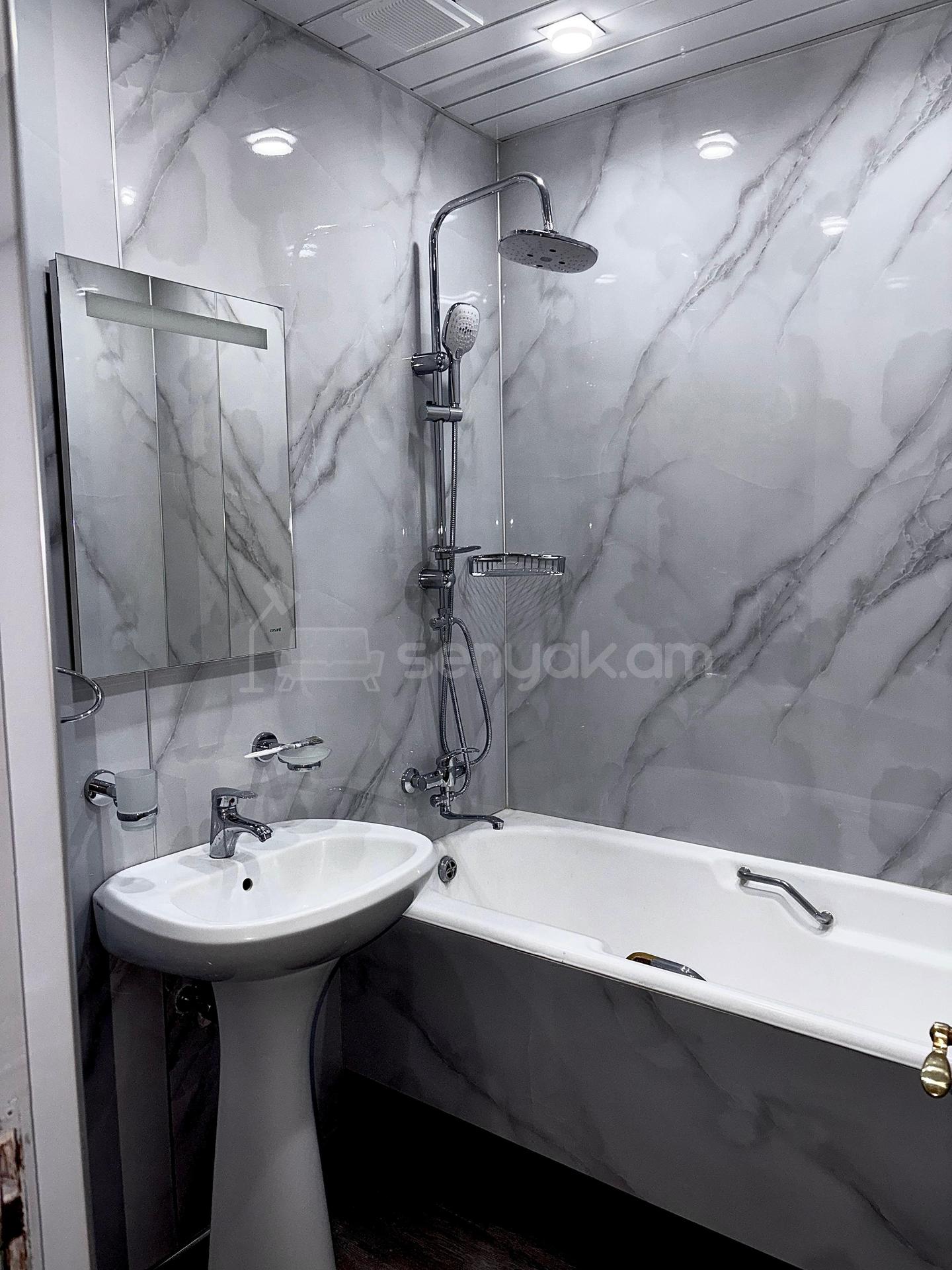 3 Սենյականոց Բնակարան Քարե Շենքում, 76քմ, 5/7 հարկ, Դիզայներական Վերանորոգված, Կահավորված, Արևկող