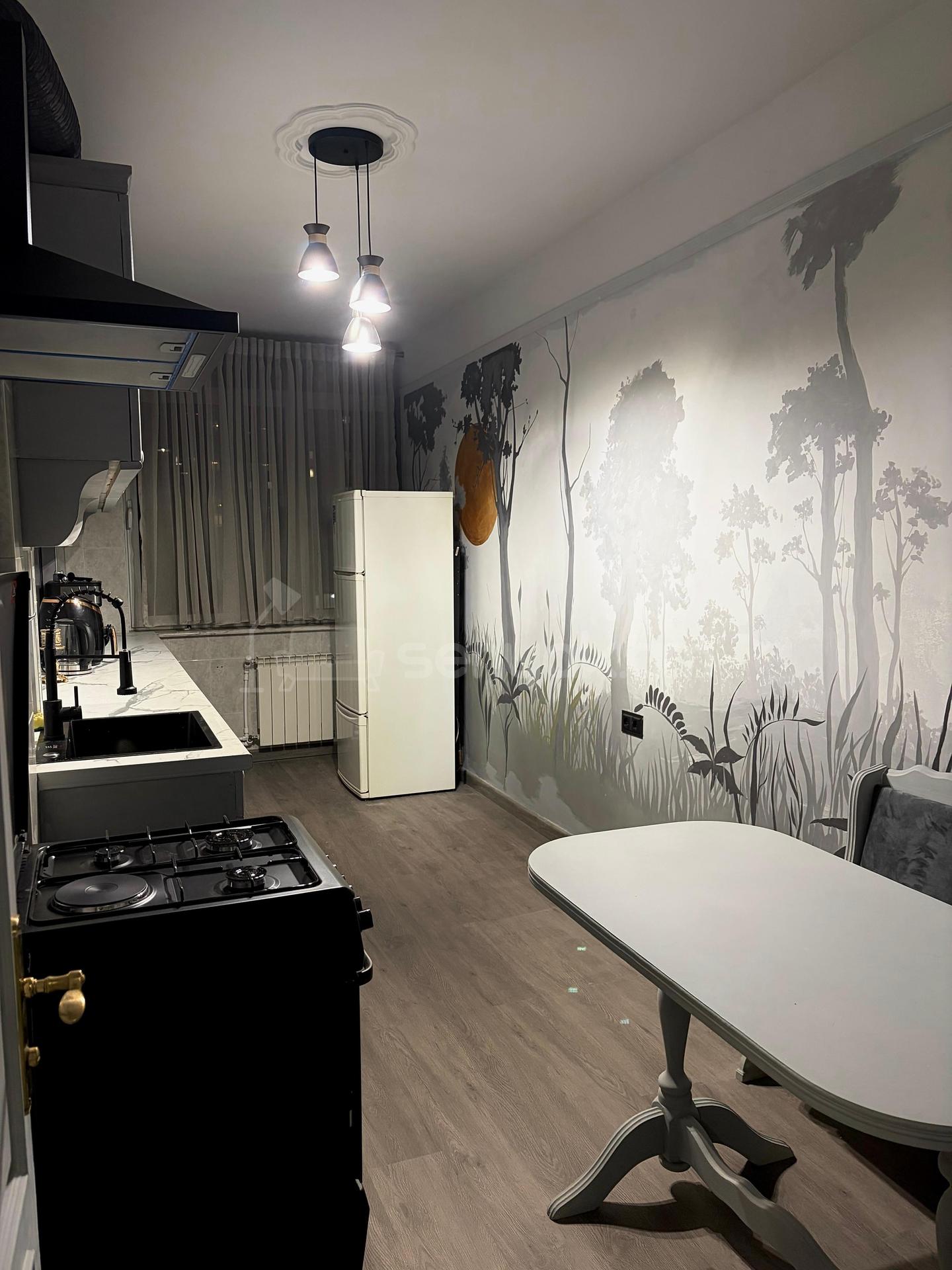 3 Սենյականոց Բնակարան Քարե Շենքում, 76քմ, 5/7 հարկ, Դիզայներական Վերանորոգված, Կահավորված, Արևկող