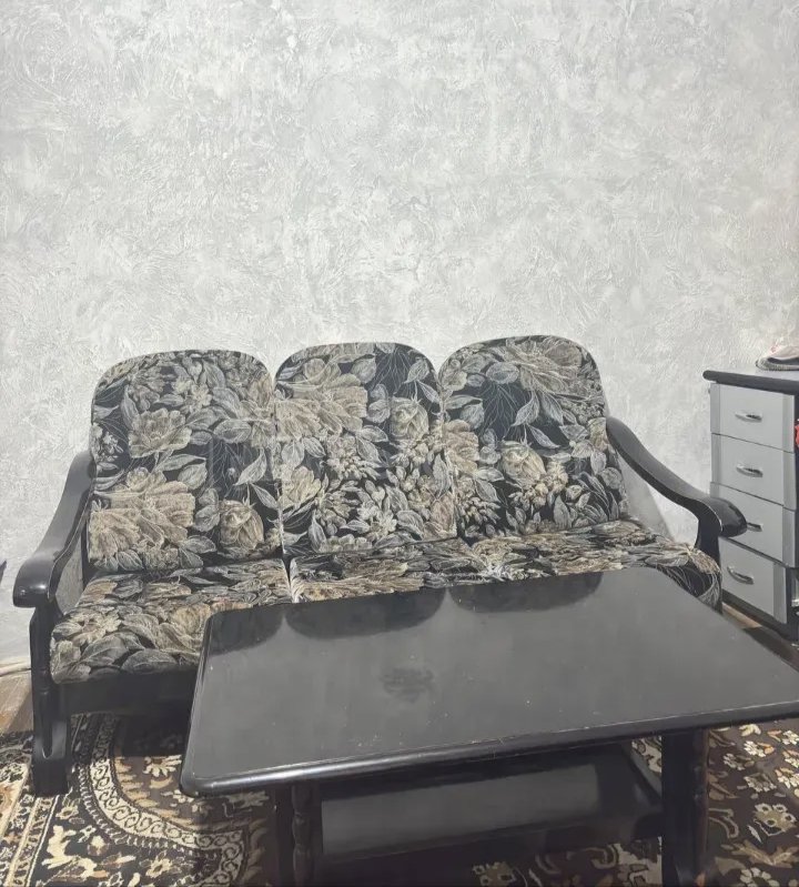 2 Սենյականոց Բնակարան Քարե Շենքում, 50քմ, 1/1 հարկ, Նորմալ Վիճակում, Կահավորված