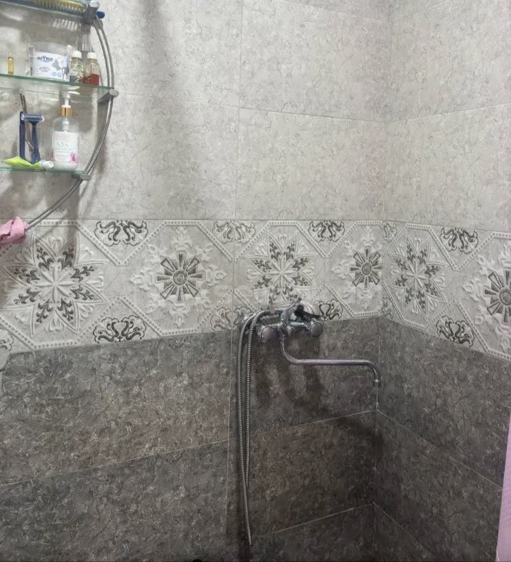 2 Սենյականոց Բնակարան Քարե Շենքում, 50քմ, 1/1 հարկ, Նորմալ Վիճակում, Կահավորված