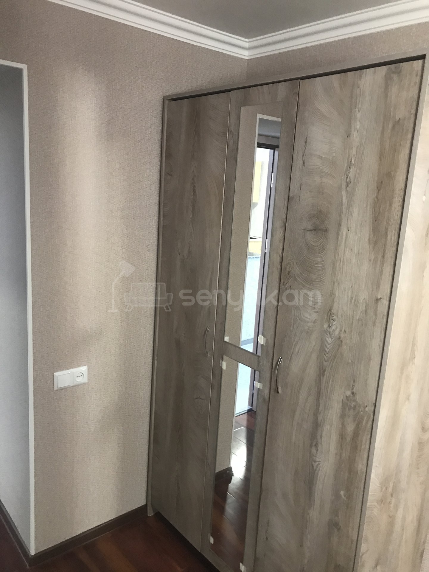 3 Սենյականոց Սեփական Տուն, 57քմ, Կապիտալ Վերանորոգված, Մասամբ Կահավորված