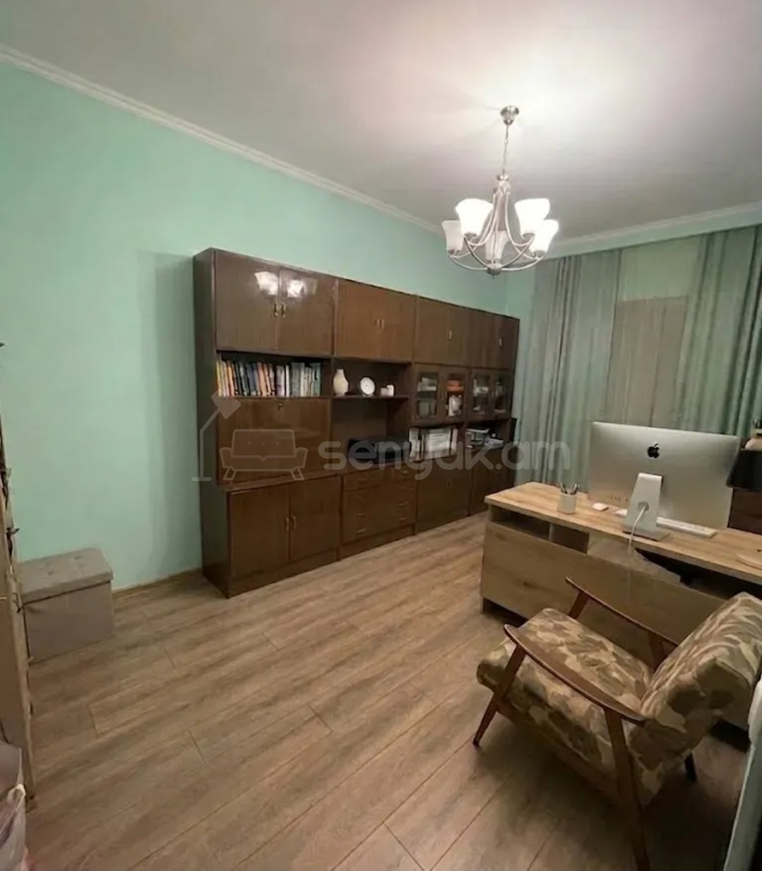 4 Սենյականոց Բնակարան Քարե Շենքում, 120քմ, 1/5 հարկ, Կապիտալ Վերանորոգված