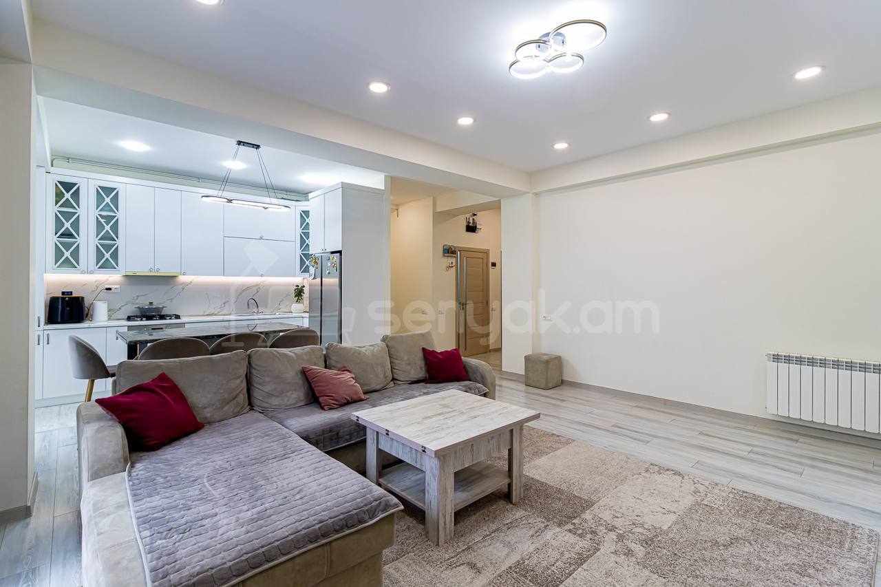 4 Սենյականոց Բնակարան Նորակառույցում, 112քմ, 1/4 հարկ, Կապիտալ Վերանորոգված