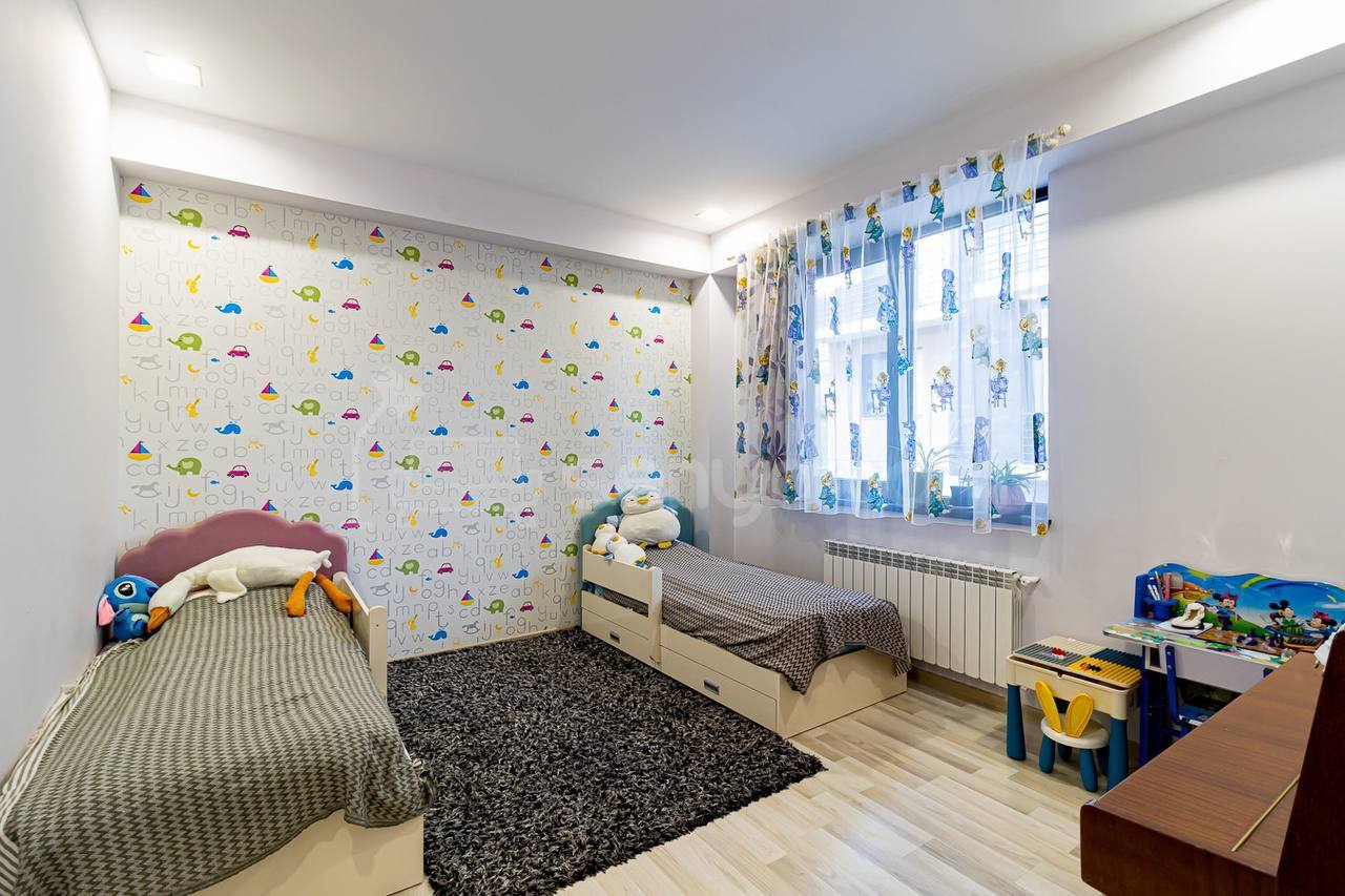 4 Սենյականոց Բնակարան Նորակառույցում, 112քմ, 1/4 հարկ, Կապիտալ Վերանորոգված