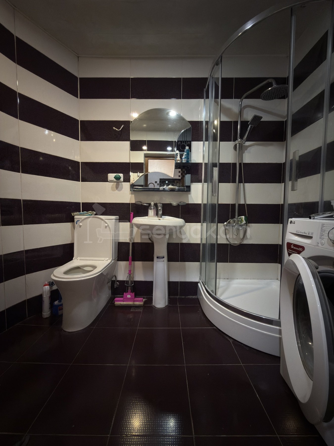 3 Սենյականոց Բնակարան, 62քմ, 2/12 հարկ, Կապիտալ Վերանորոգված