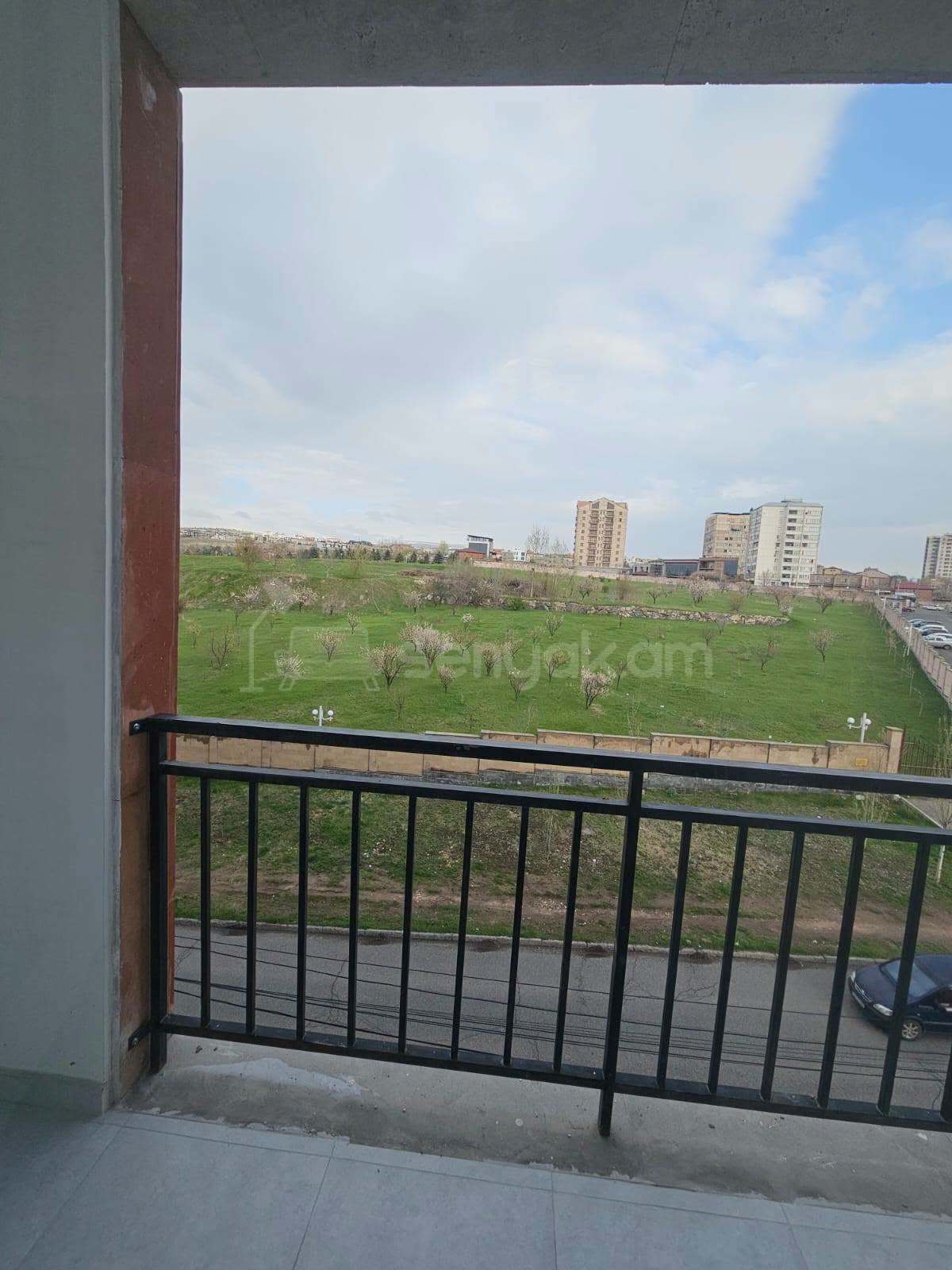 3 Սենյականոց Բնակարան Նորակառույցում, 56քմ, 4/7 հարկ, Կապիտալ Վերանորոգված