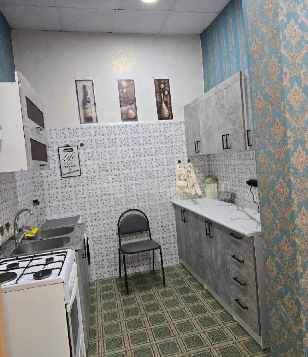 3 Սենյականոց Բնակարան Քարե Շենքում, 100քմ, 1/5 հարկ, Կապիտալ Վերանորոգված