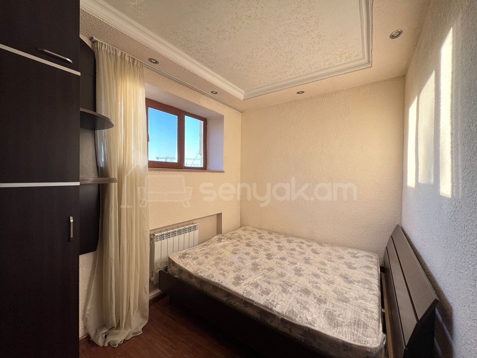 2 Սենյականոց Բնակարան Քարե Շենքում, 48քմ, 4/5 հարկ, Կապիտալ Վերանորոգված