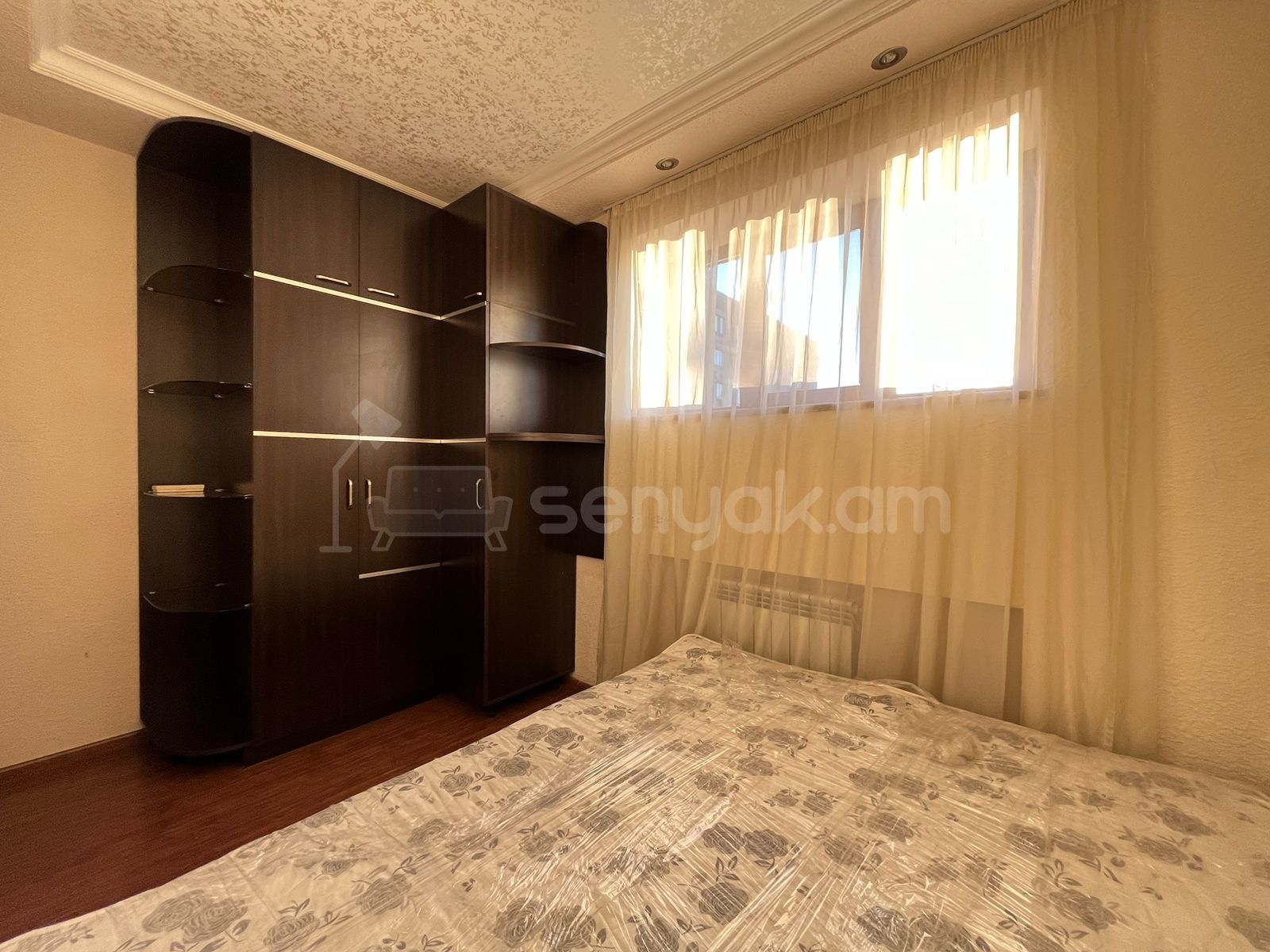 2 Սենյականոց Բնակարան Քարե Շենքում, 48քմ, 4/5 հարկ, Կապիտալ Վերանորոգված