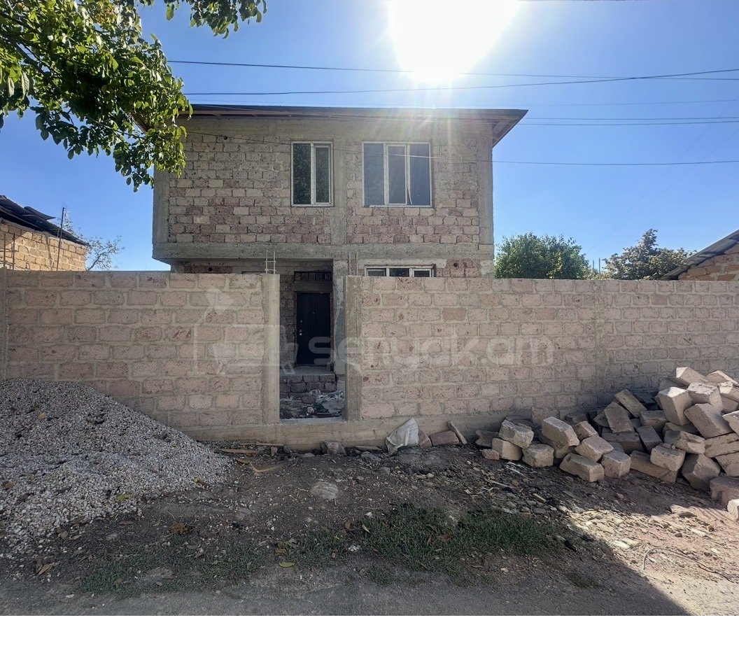 5 Սենյականոց Սեփական Տուն, 116քմ, Նորմալ Վիճակում, Ավտոտնակով