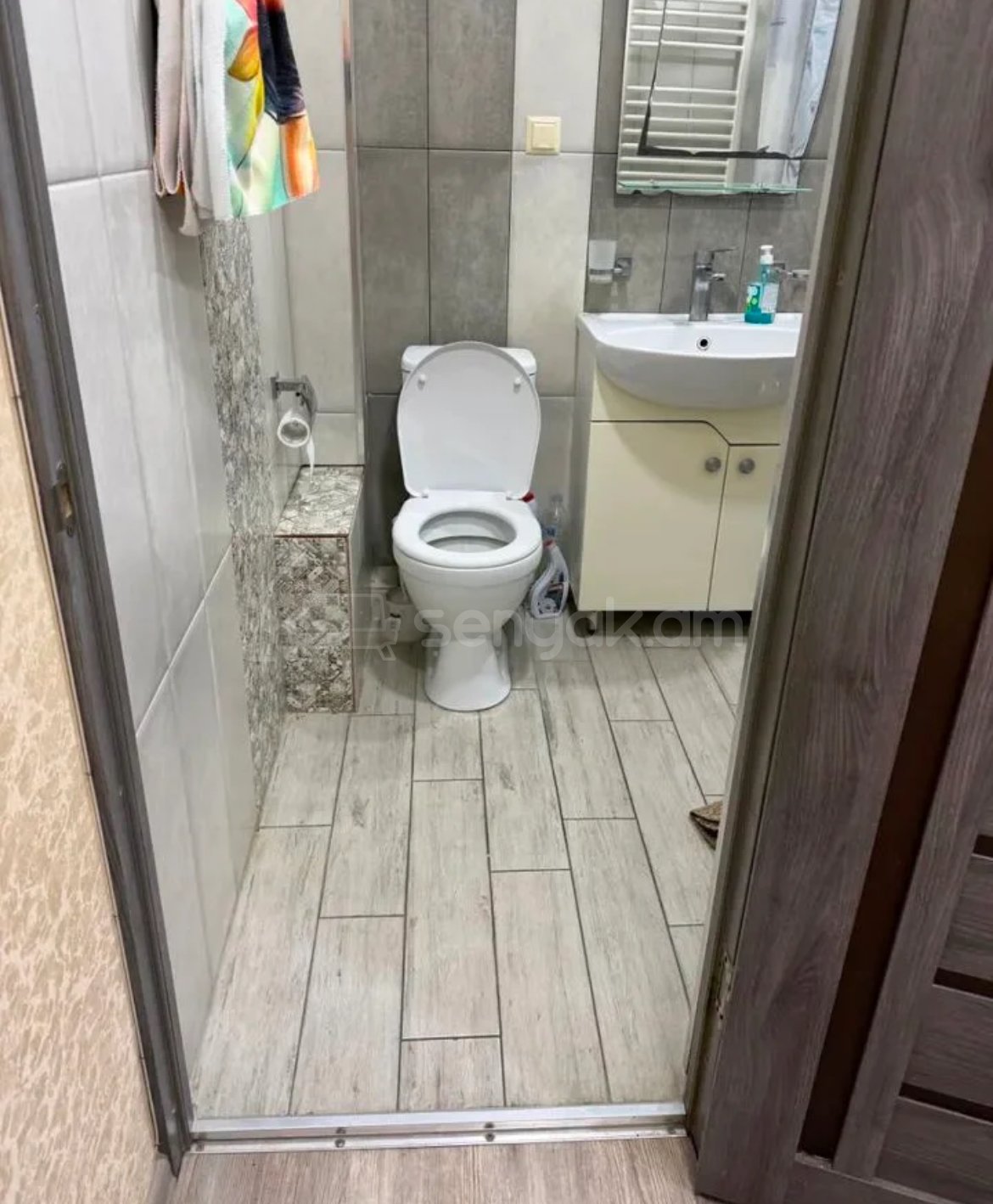 2 Սենյականոց Բնակարան Քարե Շենքում, 53քմ, 5/5 հարկ, Դիզայներական Վերանորոգված