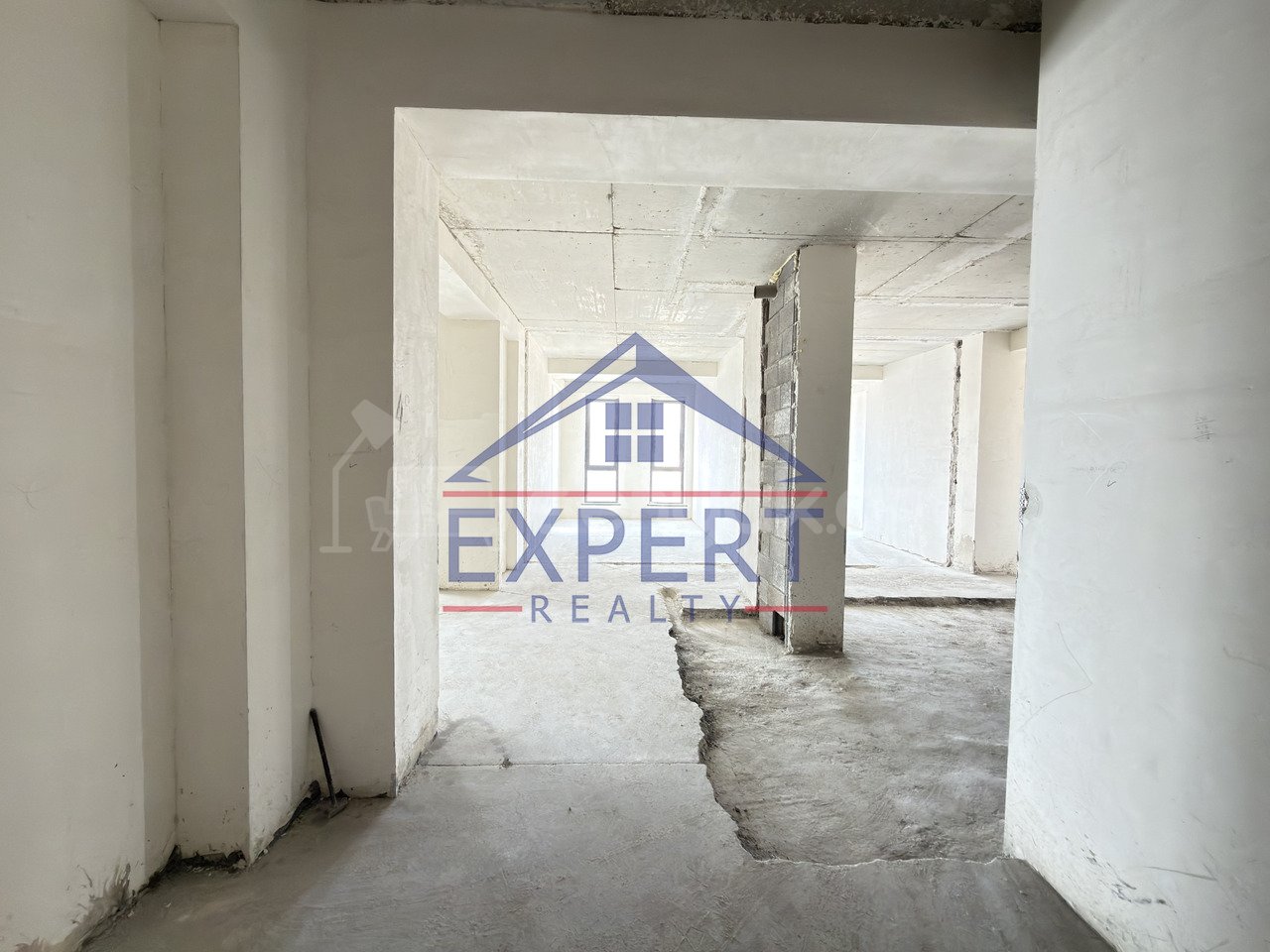 5 Սենյականոց Բնակարան Նորակառույցում, 215քմ, 11/12 հարկ, Զրոյական Վիճակում