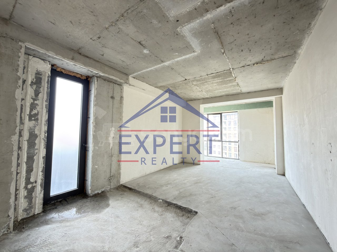 5 Սենյականոց Բնակարան Նորակառույցում, 215քմ, 11/12 հարկ, Զրոյական Վիճակում