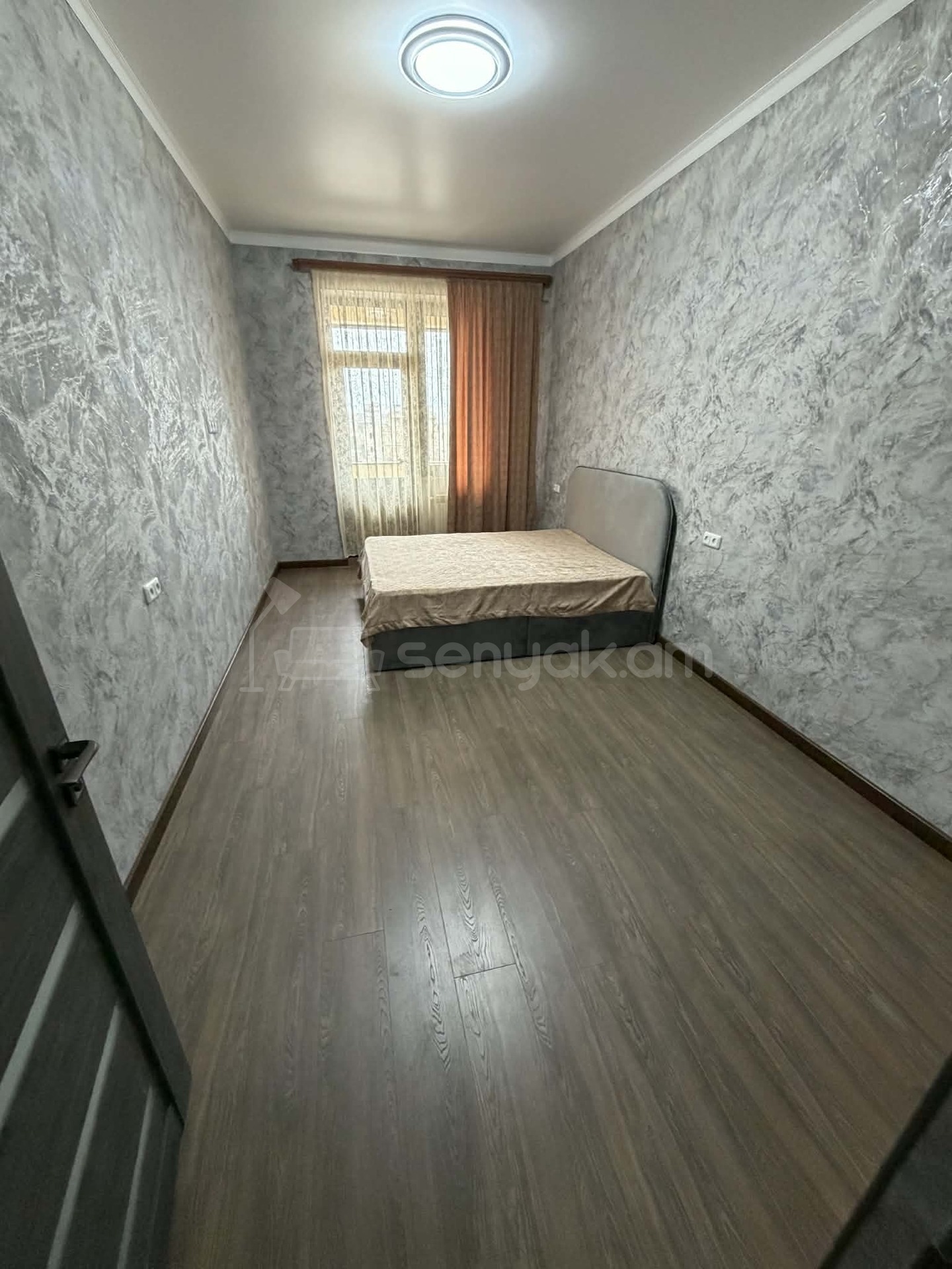 2 Սենյականոց Բնակարան Նորակառույցում, 55քմ, 13/15 հարկ, Կապիտալ Վերանորոգված, Կահավորված, Արևկող