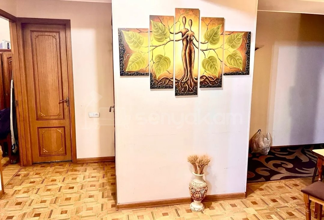 3 Սենյականոց Բնակարան, 81քմ, 2/14 հարկ, Կապիտալ Վերանորոգված