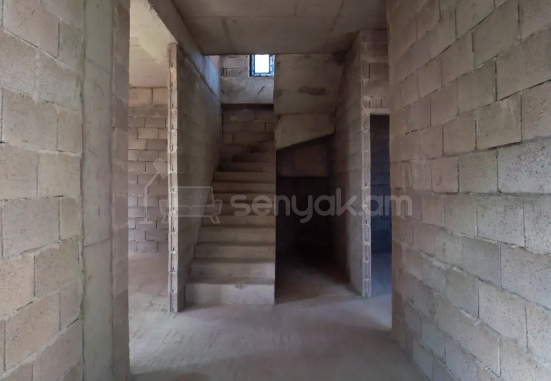 4 Սենյականոց Սեփական Տուն, 163քմ