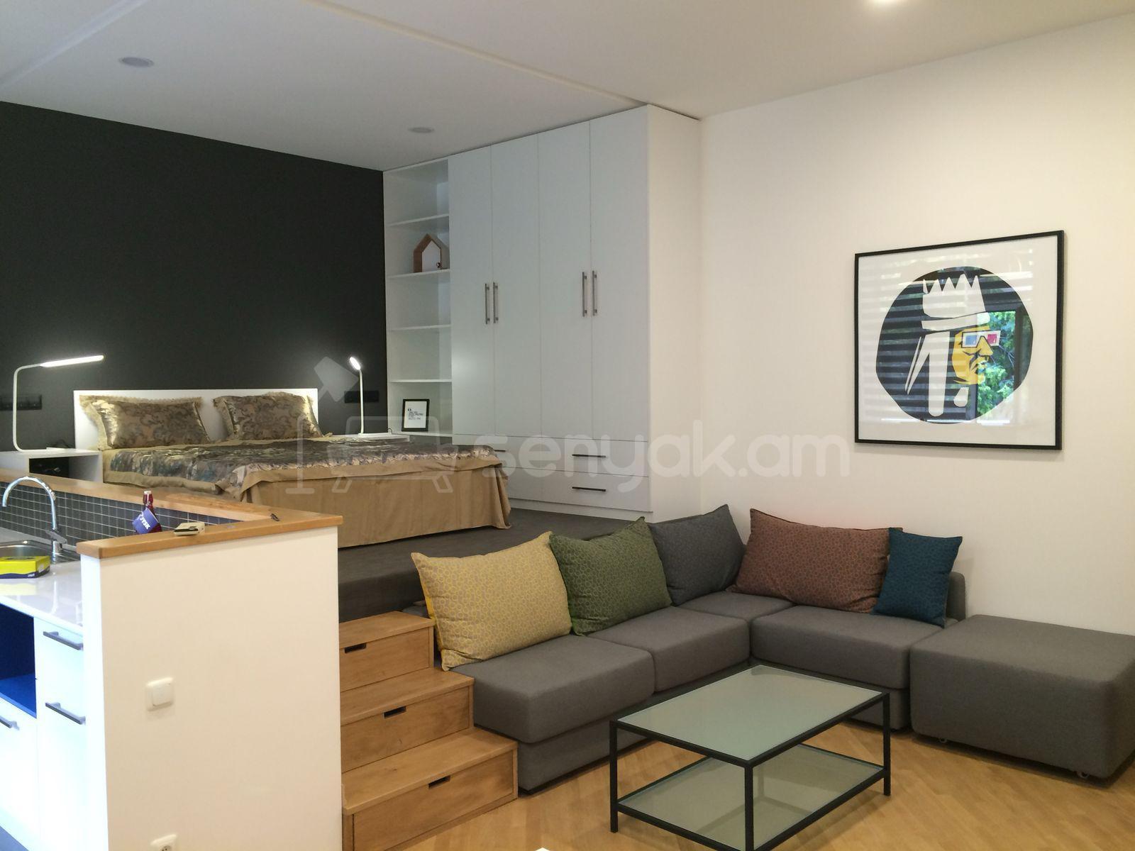 1 Սենյականոց Բնակարան Քարե Շենքում, 68քմ, 2/5 հարկ, Դիզայներական Վերանորոգված, Կահավորված, Արևկող