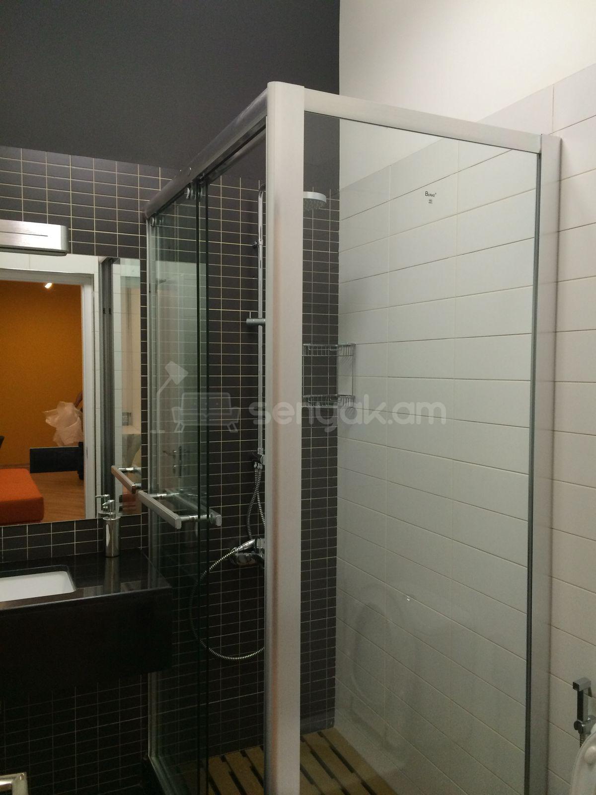 1 Սենյականոց Բնակարան Քարե Շենքում, 68քմ, 2/5 հարկ, Դիզայներական Վերանորոգված, Կահավորված, Արևկող