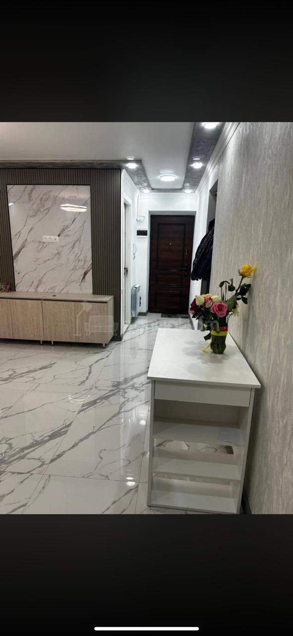 2 Սենյականոց Բնակարան Քարե Շենքում, 50քմ, 4/5 հարկ, Դիզայներական Վերանորոգված, Կահավորված