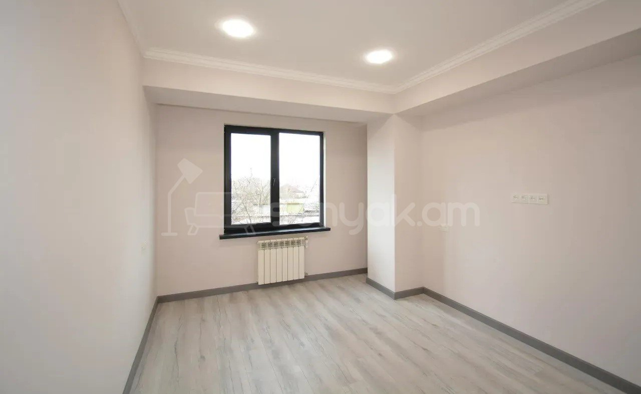 3 Սենյականոց Բնակարան, 88քմ, 3/14 հարկ, Կապիտալ Վերանորոգված