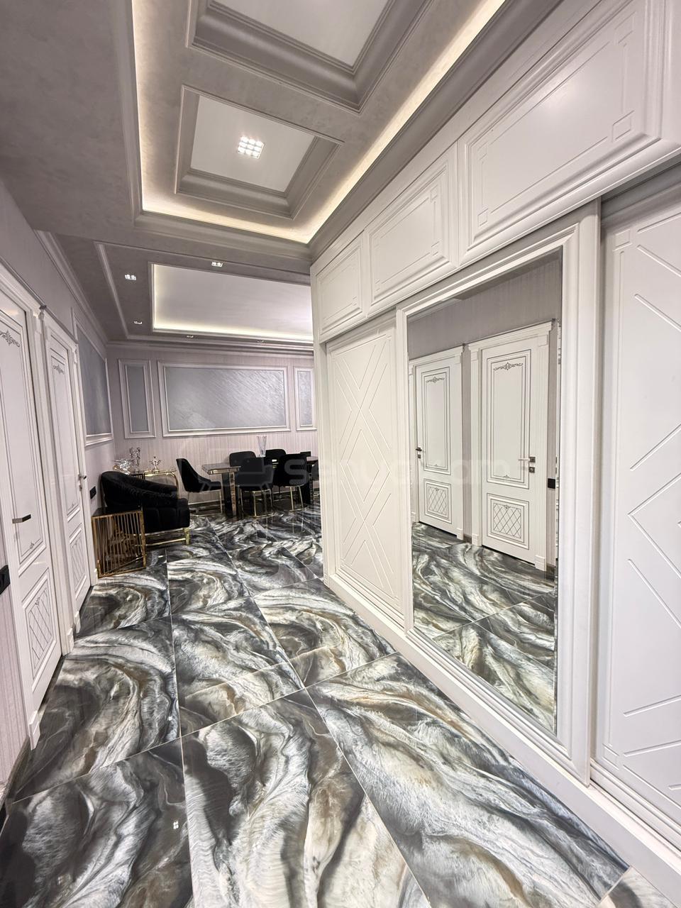 5 Սենյականոց Շքեղ Առանձնատուն, 220քմ, Լողավազանով, Ավտոտնակով