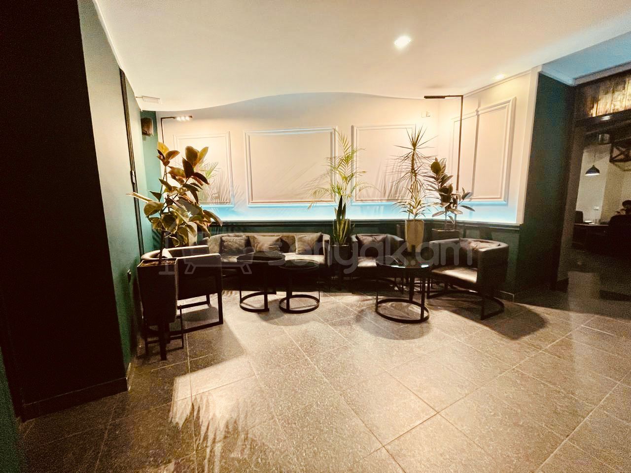 Առևտրի Տարածք, 400քմ, Կապիտալ Վերանորոգված