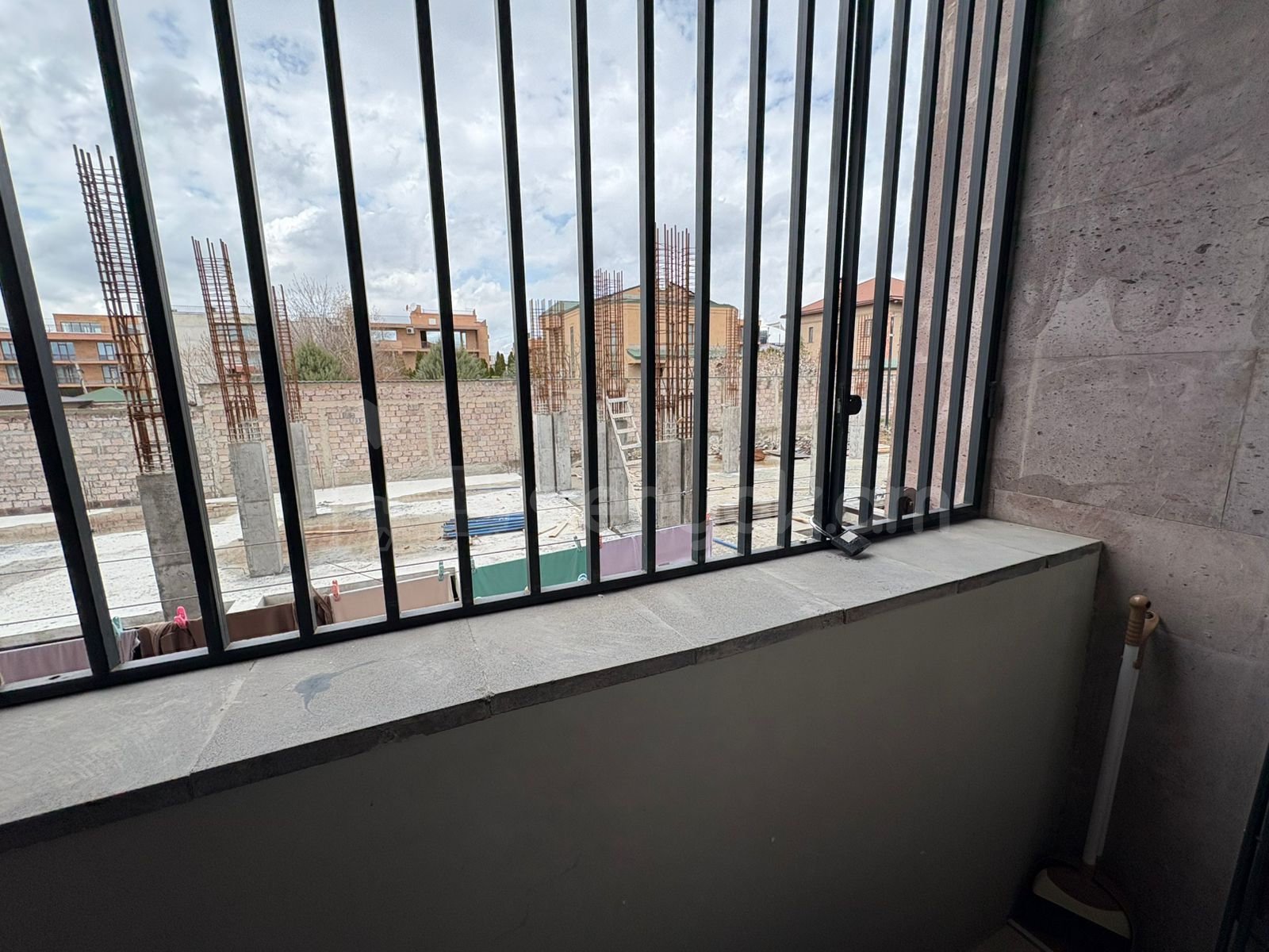 3 Սենյականոց Բնակարան Նորակառույցում, 75քմ, 2/5 հարկ, Կապիտալ Վերանորոգված