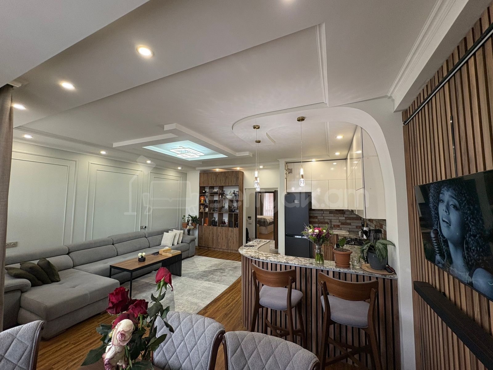 3 Սենյականոց Բնակարան Նորակառույցում, 75քմ, 2/5 հարկ, Կապիտալ Վերանորոգված