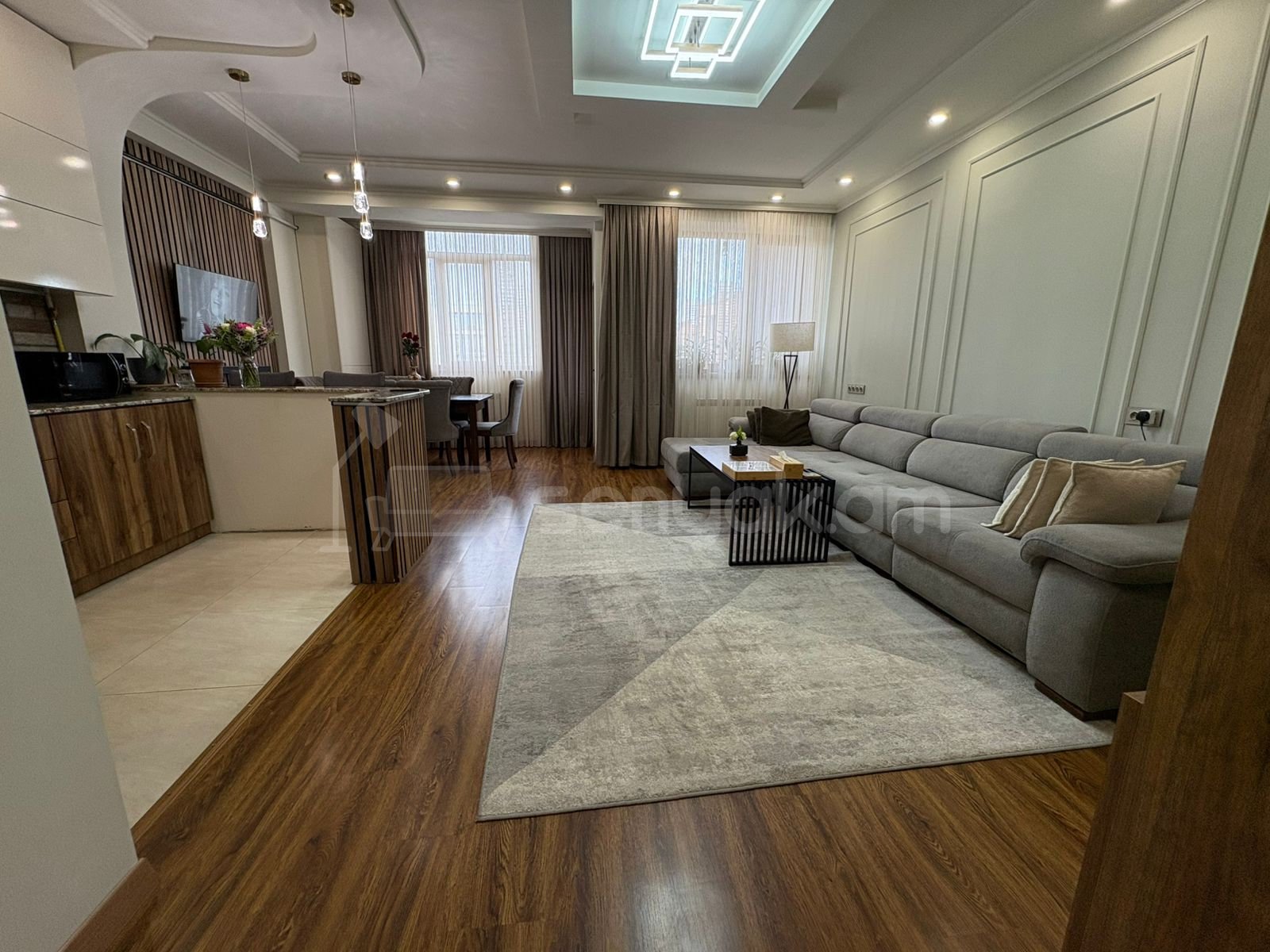 3 Սենյականոց Բնակարան Նորակառույցում, 75քմ, 2/5 հարկ, Կապիտալ Վերանորոգված