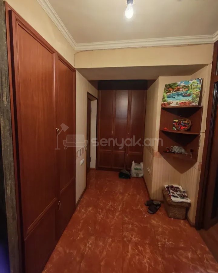 3 Սենյականոց Բնակարան, 70քմ, 8/14 հարկ, Նորմալ Վիճակում, Կահավորված