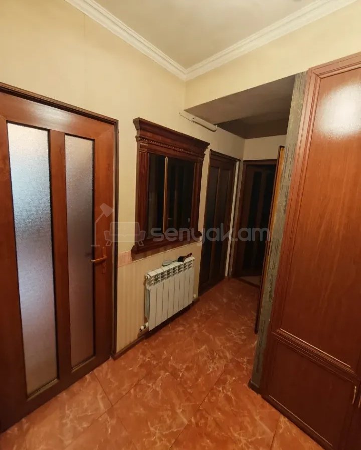 3 Սենյականոց Բնակարան, 70քմ, 8/14 հարկ, Նորմալ Վիճակում, Կահավորված