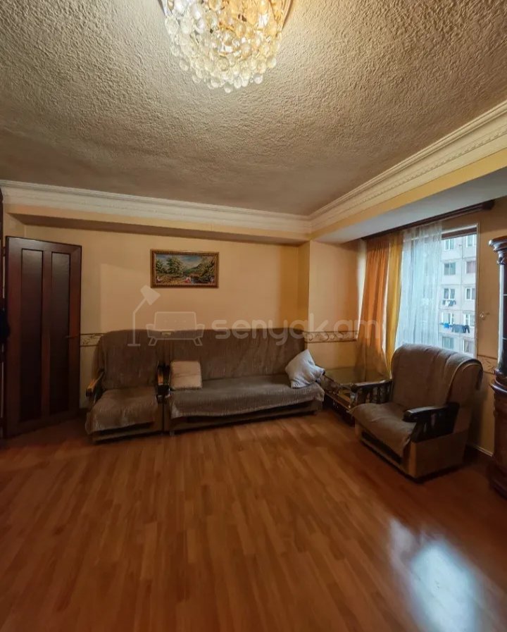 3 Սենյականոց Բնակարան, 70քմ, 8/14 հարկ, Նորմալ Վիճակում, Կահավորված