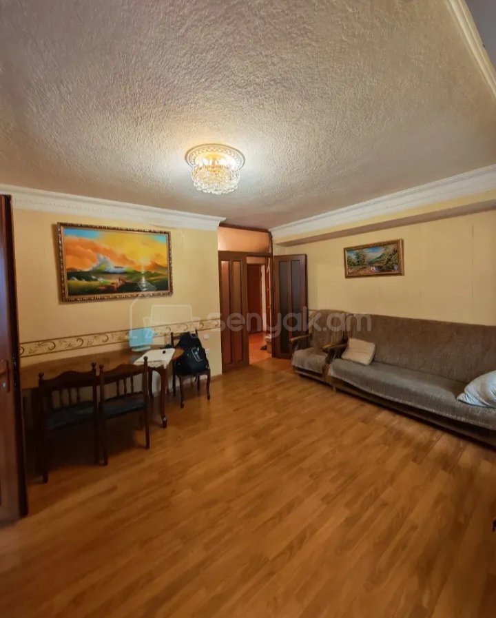 3 Սենյականոց Բնակարան, 70քմ, 8/14 հարկ, Նորմալ Վիճակում, Կահավորված