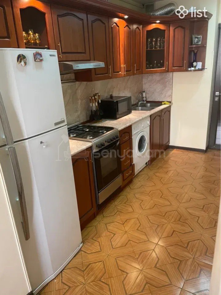 3 Սենյականոց Բնակարան, 67քմ, 7/9 հարկ, Կապիտալ Վերանորոգված, Կահավորված, Արևկող