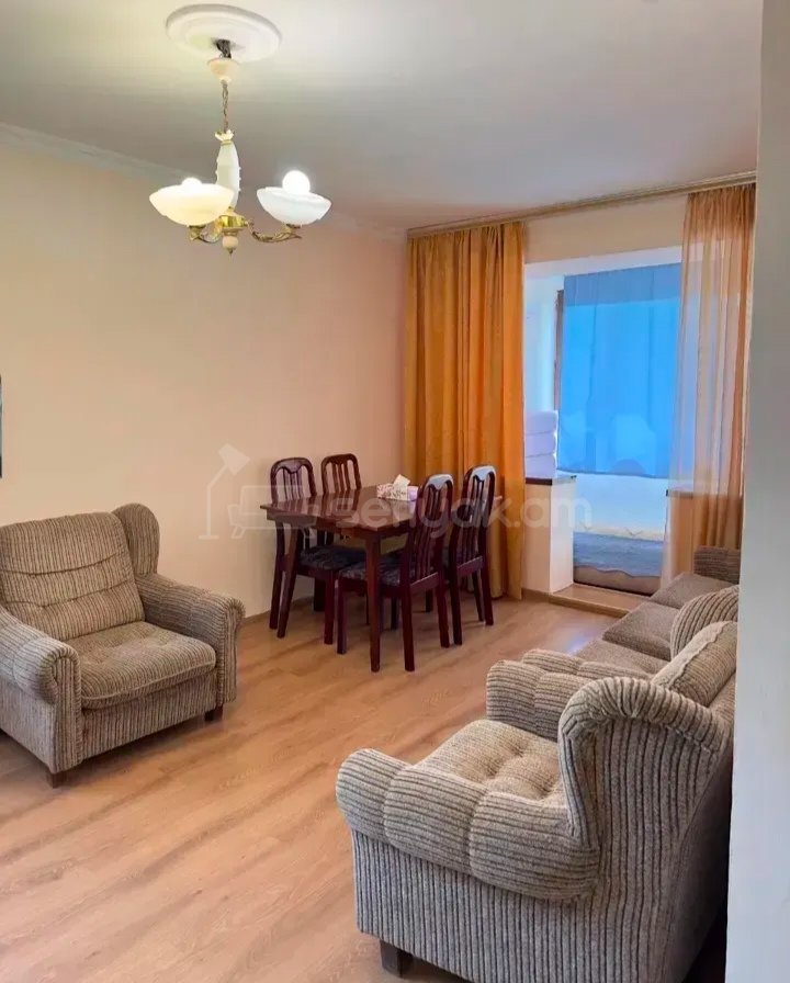 2 Սենյականոց Բնակարան Քարե Շենքում, 50քմ, 2/5 հարկ, Նորմալ Վիճակում, Կահավորված