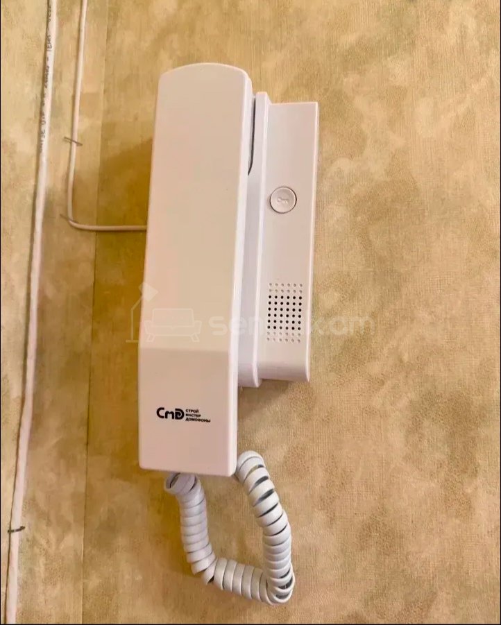 2 Սենյականոց Բնակարան Քարե Շենքում, 50քմ, 2/5 հարկ, Նորմալ Վիճակում, Կահավորված