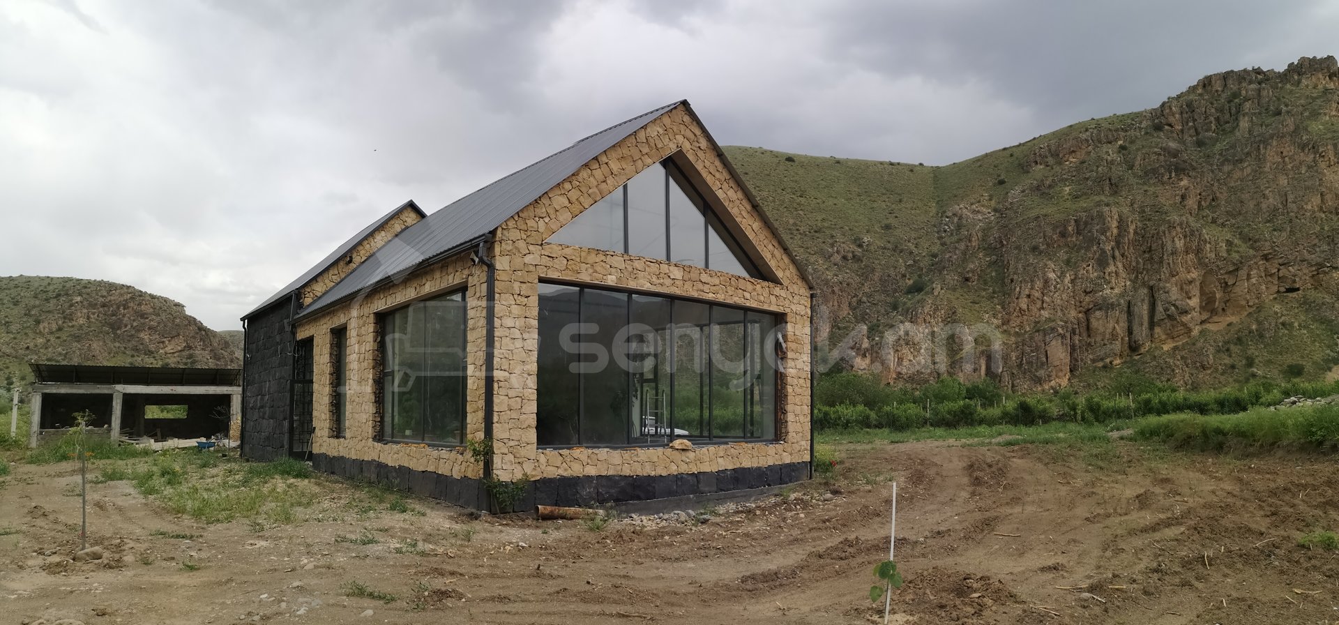 Բնակելի Նշանակության Հողատարածք, 1800քմ, Խմելու Ջրով, Էլեկտրականությամբ