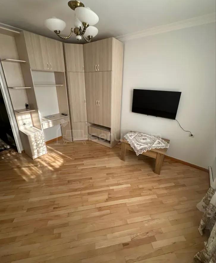 2 Սենյականոց Բնակարան, 60քմ, 2/9 հարկ, Կապիտալ Վերանորոգված, Կահավորված, Արևկող